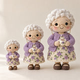 Custom Crochet Portrait Doll for Mom, Nana or Grandma – size comparison